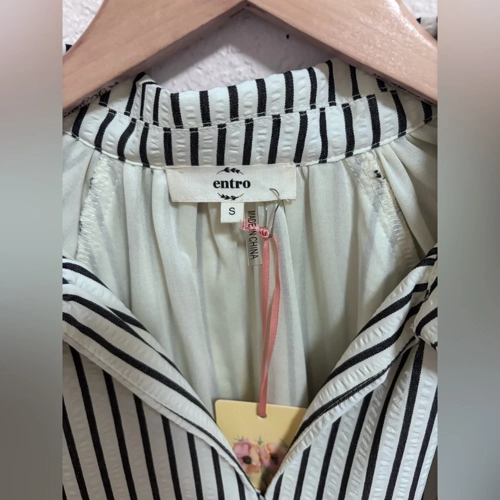 Entro striped button down puff sleeve dress NWT - Picture 2 of 6
